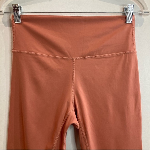 LULULEMON Sz 6 Align High Waisted 7/8 Length Super Soft Leggings - Picture 3 of 8